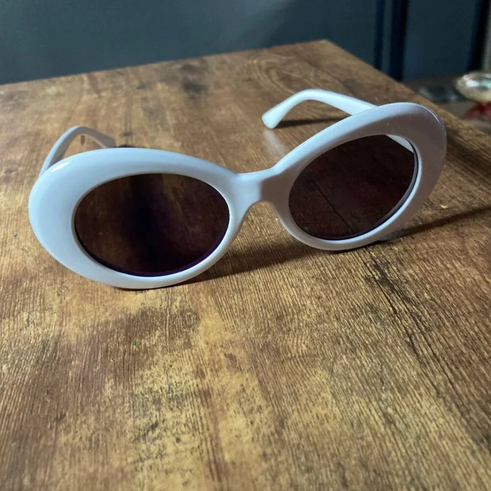 White Kurt Cobain style Oval Cat Eye Sunglasses with Dark Lenses - Picture 4 of 9
